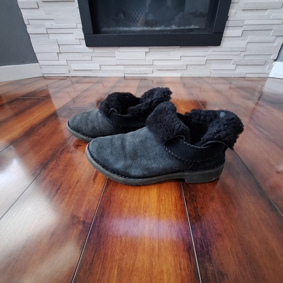UGG McKay Winter Boots Size 7 - Picture 2 of 6